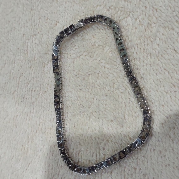 14 Kt White Gold Diamond Tennis Bracelet - Picture 8 of 10